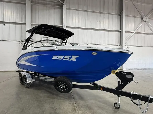 Slide: The Image of Yamaha 255XD 2025 - 4