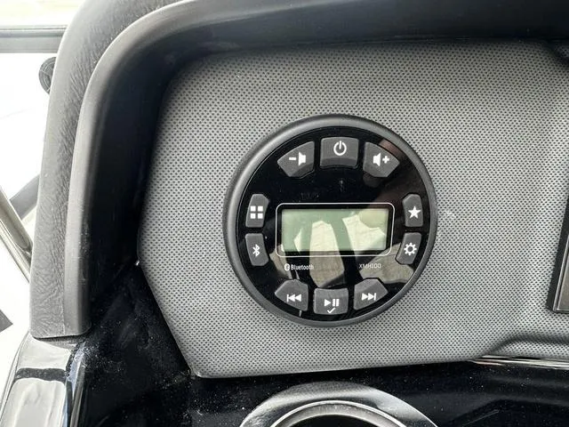 Slide: The Image of Yamaha AR195 2025 - 12