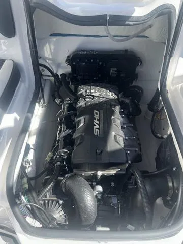 Slide: The Image of Yamaha 195S 2025 - 12