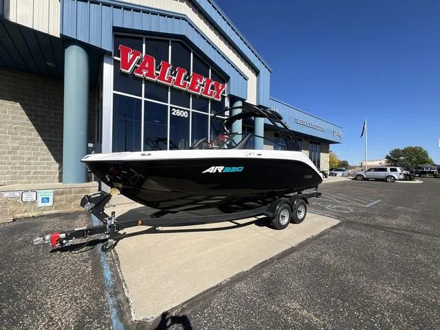 Slide: The Image of Yamaha AR220 2025 - 2