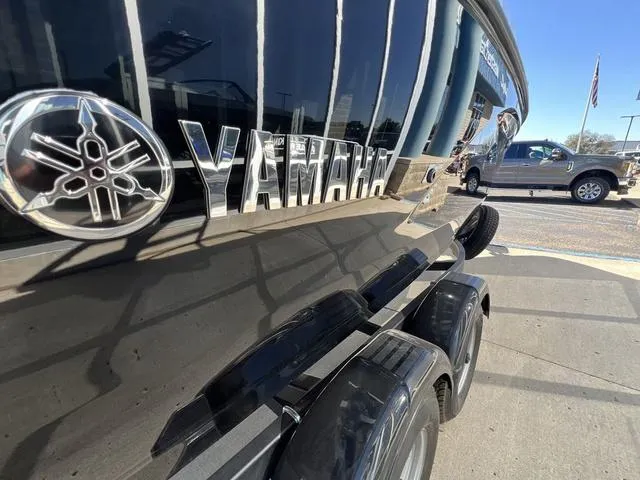 Slide: The Image of Yamaha AR220 2025 - 5