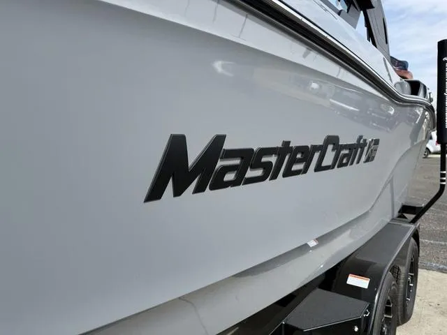 Slide: The Image of MasterCraft XT22 2025 - 4