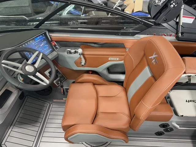 Slide: The Image of MasterCraft XT22 2025 - 43