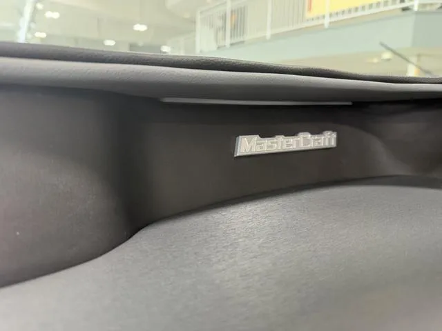 Slide: The Image of MasterCraft XT22 2025 - 49