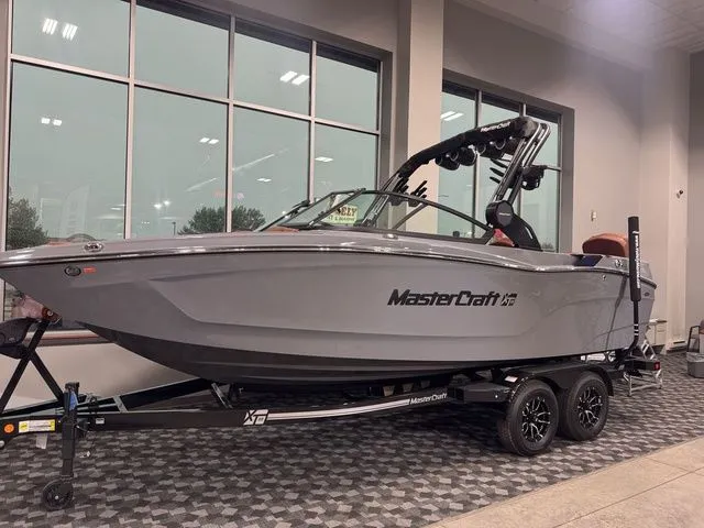 Slide: The Image of MasterCraft XT22 2025 - 56