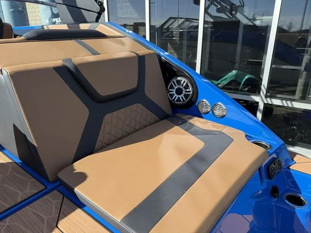 Slide: The Image of Yamaha 222XD 2025 - 13