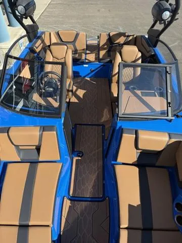 Slide: The Image of Yamaha 222XD 2025 - 14