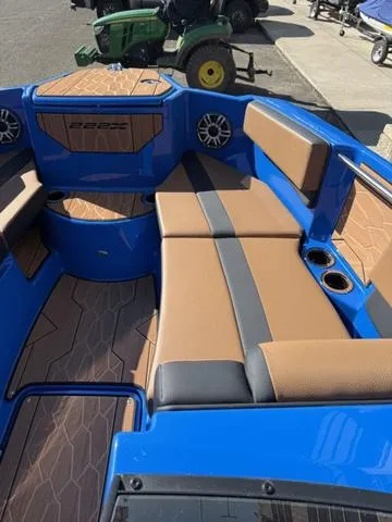 Slide: The Image of Yamaha 222XD 2025 - 17