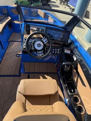 Slide: The Image of Yamaha 222XD 2025 - 31