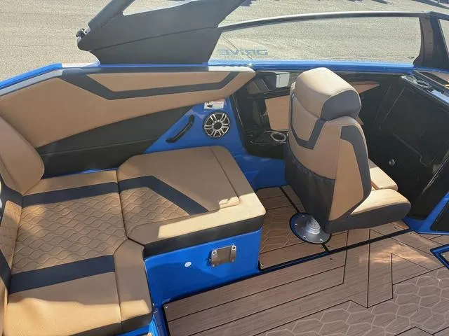 Slide: The Image of Yamaha 222XD 2025 - 33