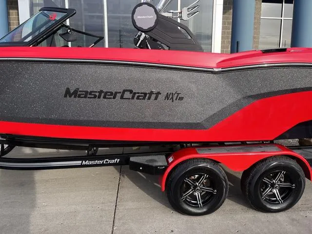 Slide: The Image of MasterCraft NXT22 2022 - 2