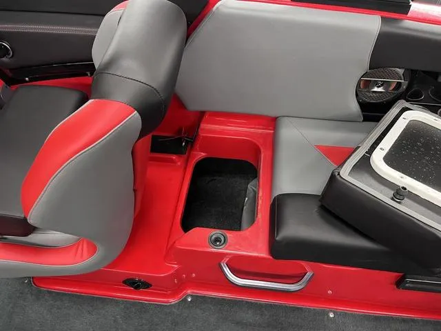 Slide: The Image of MasterCraft NXT22 2022 - 21