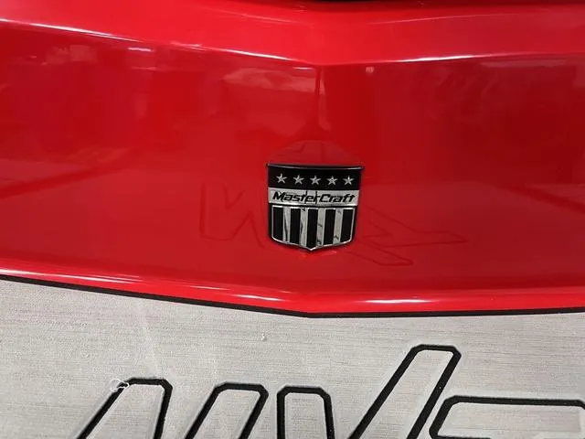 Slide: The Image of MasterCraft NXT22 2022 - 50