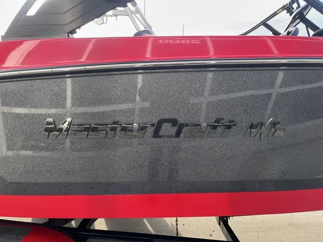 Slide: The Image of MasterCraft NXT22 2022 - 8