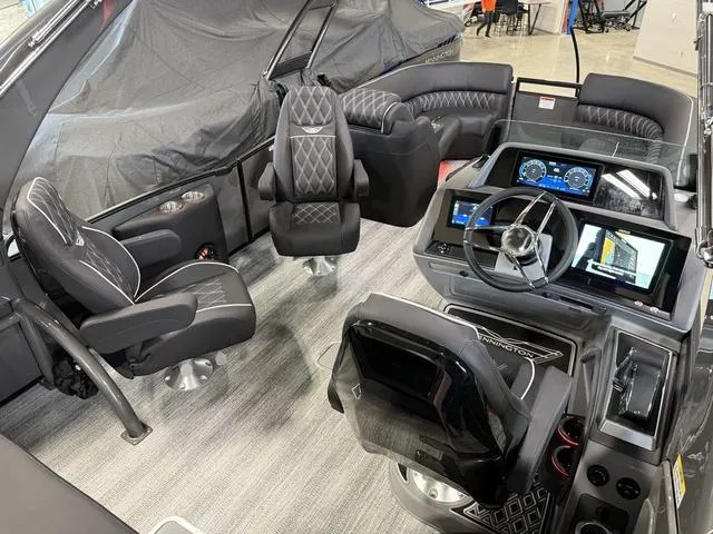 Slide: The Image of Bennington 25 QSBA ESP Custom 400HP V10 Tritoon Pontoon 2025 - 21