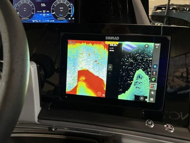 Slide: The Image of Bennington 25 QSBA ESP Custom 400HP V10 Tritoon Pontoon 2025 - 36