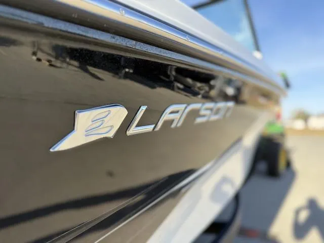 Slide: The Image of Larson 1850 FX DC 2019 - 4