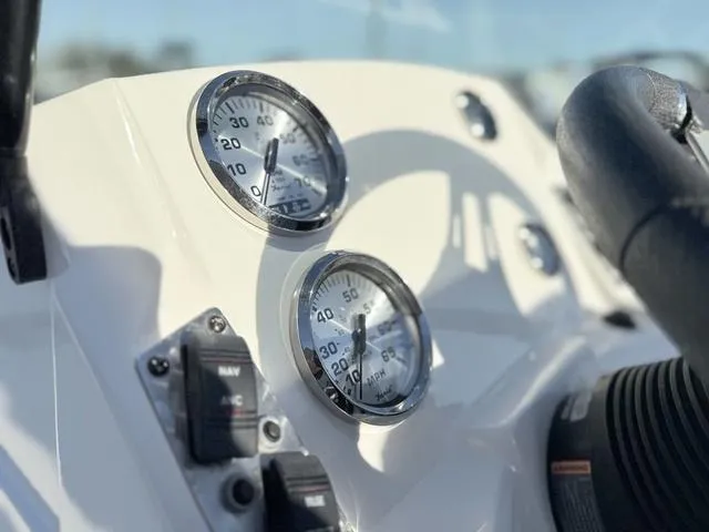 Slide: The Image of Larson 1850 FX DC 2019 - 42