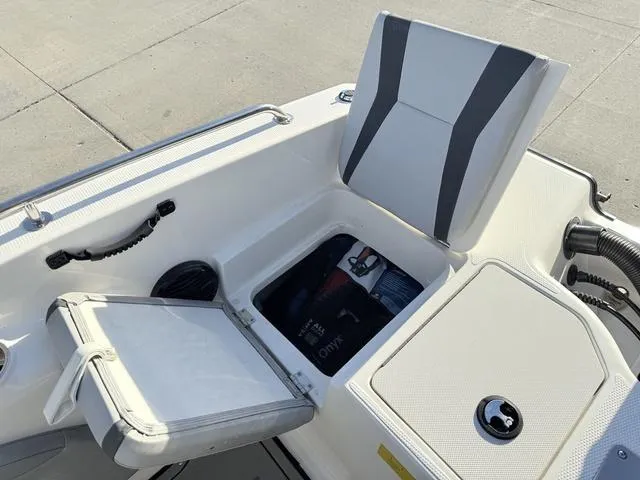 Slide: The Image of Larson 1850 FX DC 2019 - 69