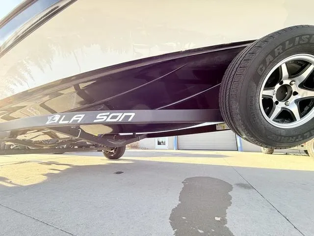 Slide: The Image of Larson 1850 FX DC 2019 - 76