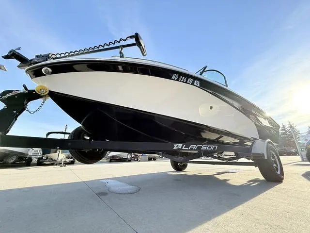 Slide: The Image of Larson 1850 FX DC 2019 - 80