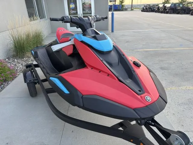 Slide: The Image of Yamaha Jetblaster DLX 2-Up 2025 - 16