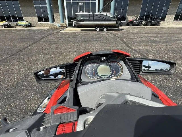 Slide: The Image of Sea-Doo RXT 2014 - 10