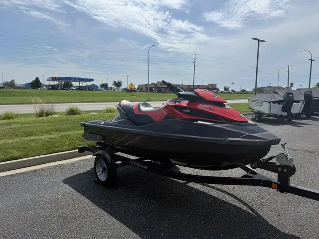 Slide: The Image of Sea-Doo RXT 2014 - 4