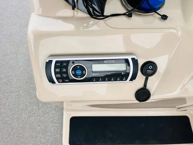 Slide: The Image of Control panel of 2017 Sun Tracker Fishin' Barge 22 XP3 boat. - 28