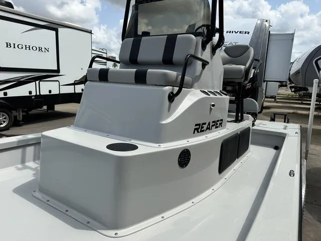 Slide: The Image of Majek 24 Reaper 2024 - 8