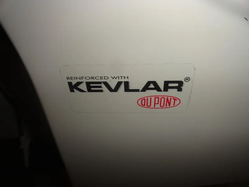 Slide: The Image of 2005 Campion Chase 550I BR with Kevlar reinforcement by DuPont label. - 19