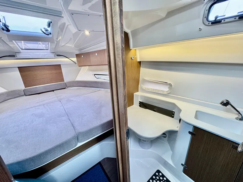 Slide: The Image of Beneteau Antares 9 2021 - 28
