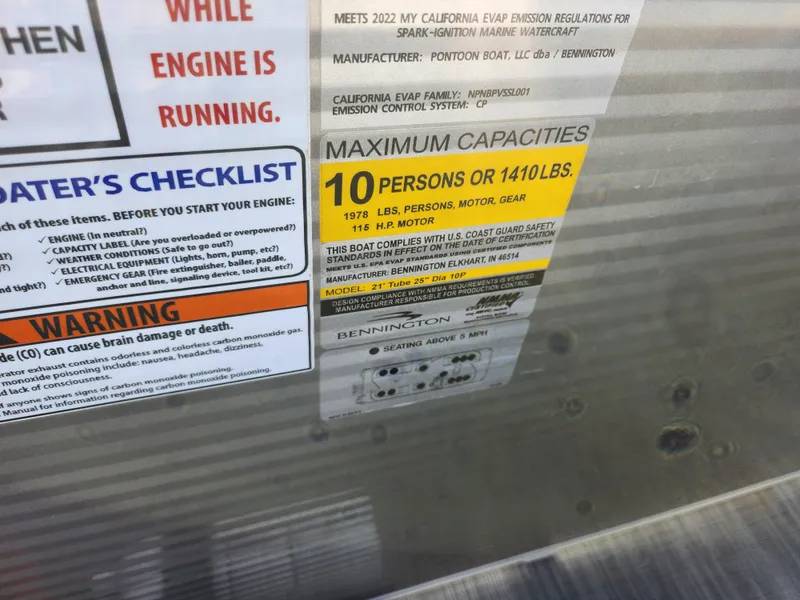 Slide: The Image of Capacity label on 2022 Bennington S 22 L-Bench, maximum 10 persons or 1410 lbs. - 19