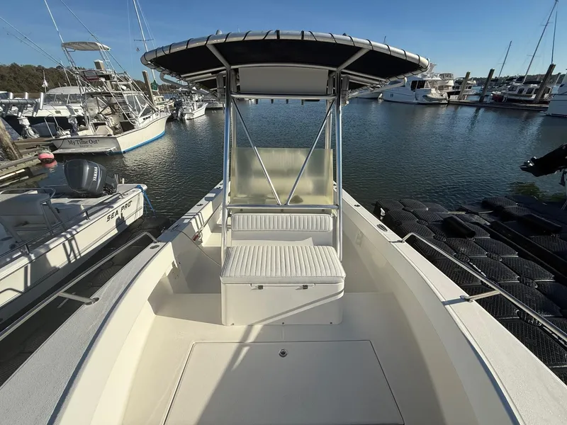 Slide: The Image of Regulator Marine 21 Center Console 1996 - 6