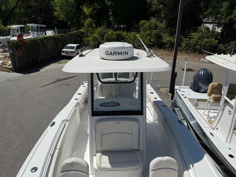 Slide: The Image of Sea Hunt Ultra 275 SE 2023 - 13