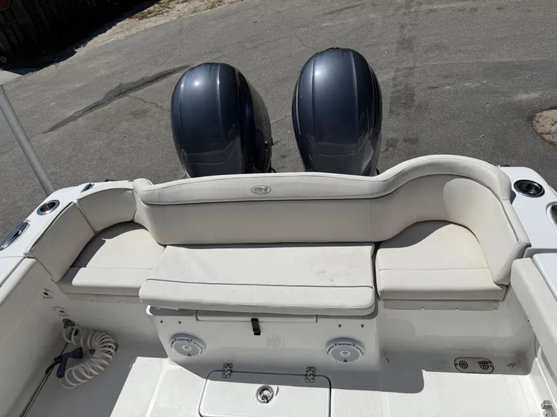 Slide: The Image of Sea Hunt Ultra 275 SE 2023 - 6