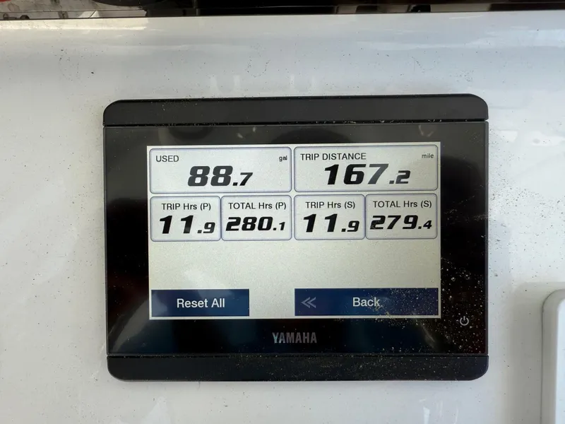 Slide: The Image of Sea Hunt Ultra 275 SE 2023 - 8