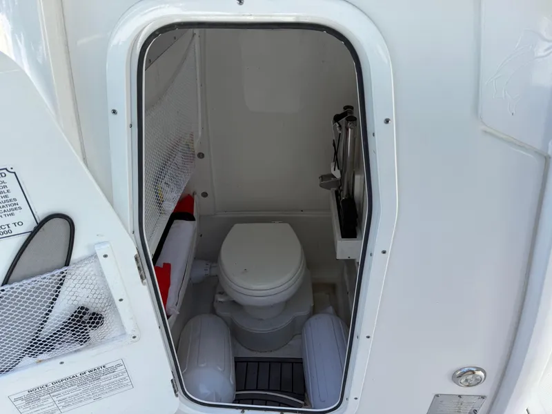 Slide: The Image of Sea Hunt Ultra 275 SE 2023 - 9