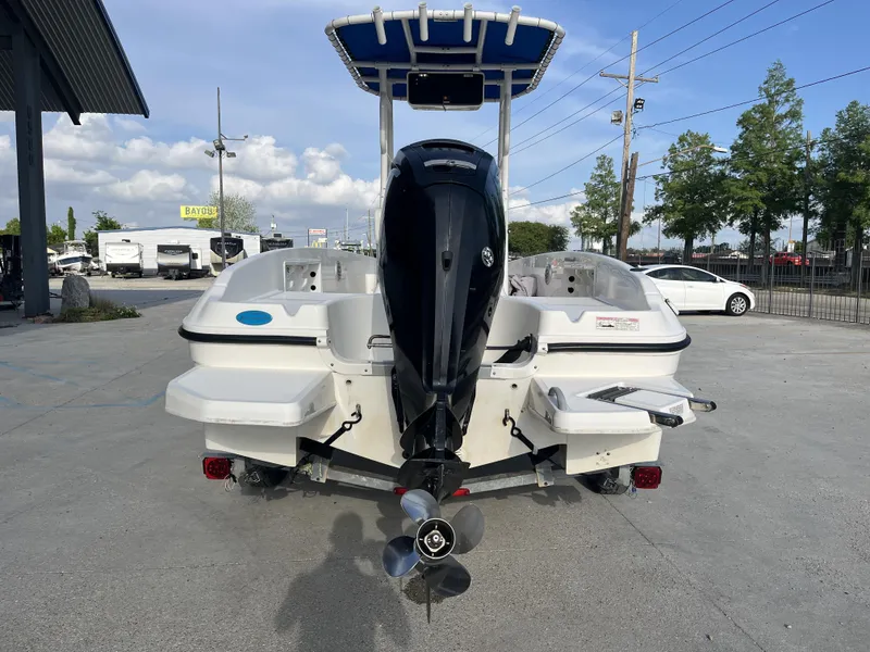 Slide: The Image of Bayliner Element F18 2017 - 9