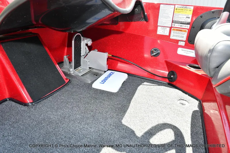 Slide: The Image of Interior of 2021 Nitro Z18 boat with foot pedal and Lowrance equipment. - 47