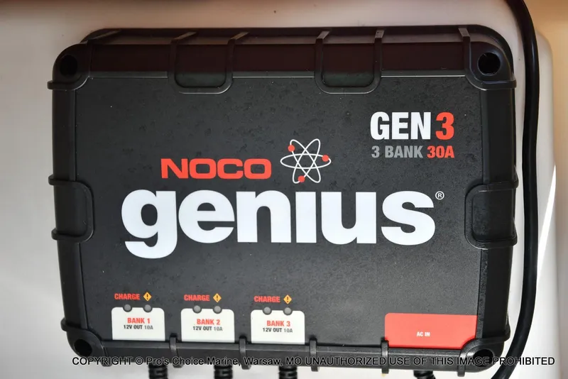 Slide: The Image of Nitro Z18 w/150 Mercury Pro-XS 4 Stroke 2021 - 72