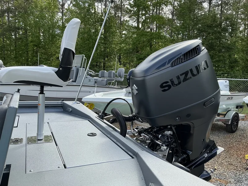 Slide: The Image of Excel 230 Bay Pro 2025 - 11