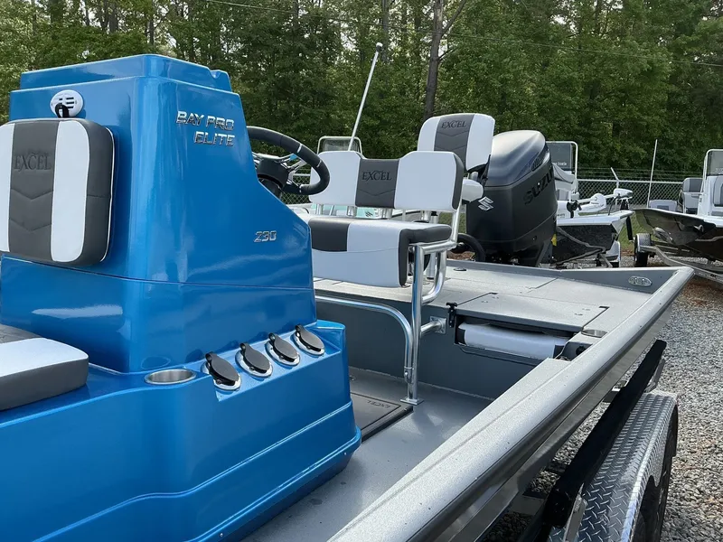 Slide: The Image of Excel 230 Bay Pro 2025 - 17