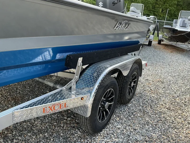 Slide: The Image of Excel 230 Bay Pro 2025 - 19