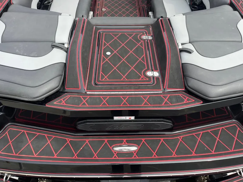 Slide: The Image of MB Tomcat F22 2022 - 16