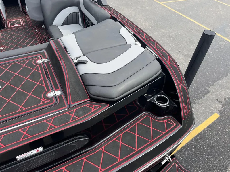 Slide: The Image of MB Tomcat F22 2022 - 19