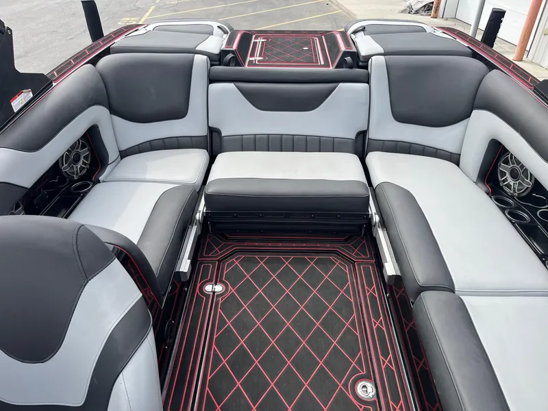 Slide: The Image of MB Tomcat F22 2022 - 22