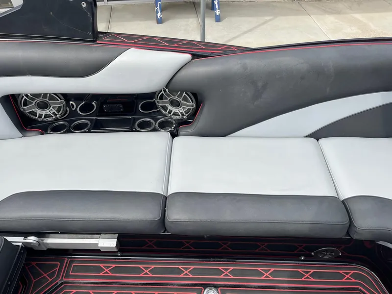 Slide: The Image of MB Tomcat F22 2022 - 27