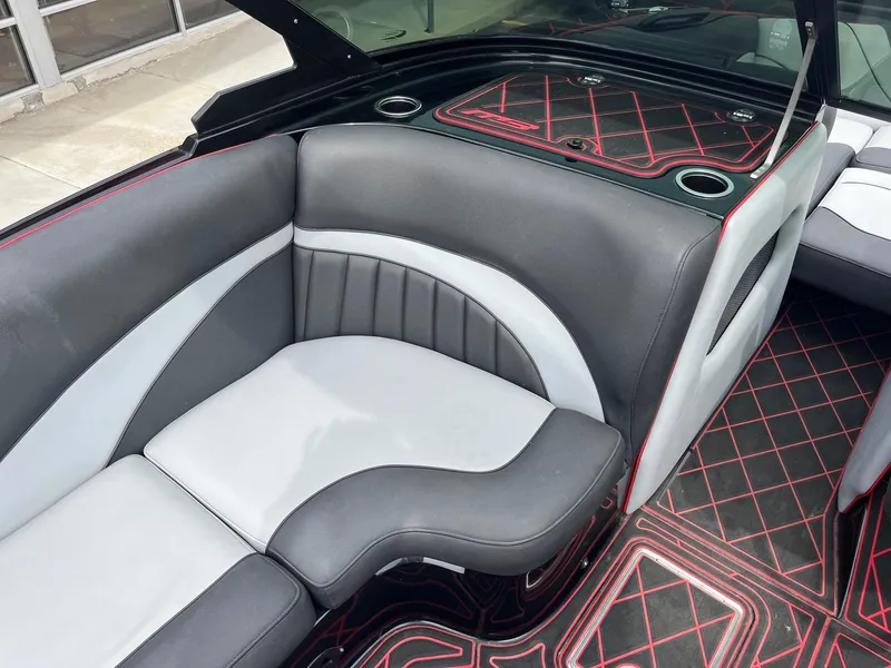 Slide: The Image of MB Tomcat F22 2022 - 28