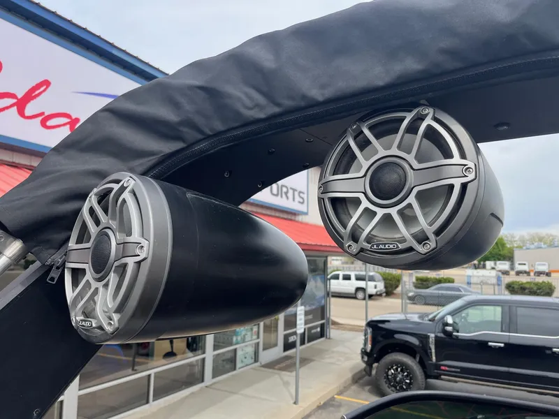 Slide: The Image of MB Tomcat F22 2022 - 42